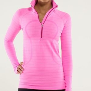 Lululemon Women's Swiftly Tech 1/2 Zip in Paris Pink - Size 2